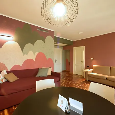 Bristol Hotel 3*