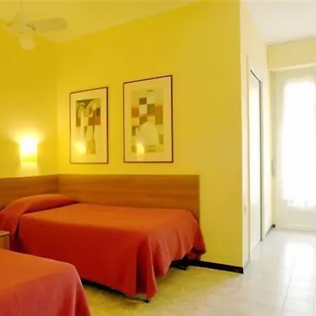 Bristol Hotel 3*