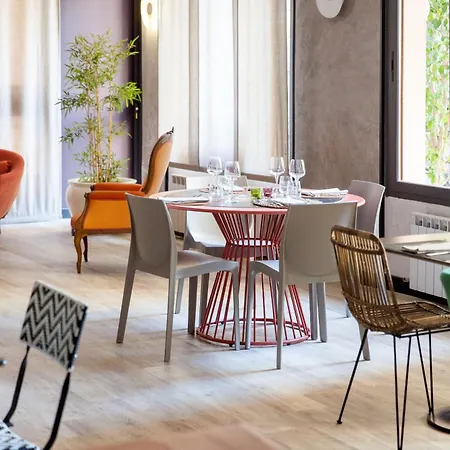 Hotel Hotel Bristol 3*