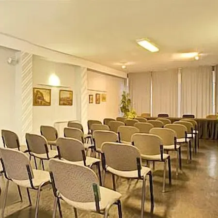 Ξενοδοχείο Bristol 3*