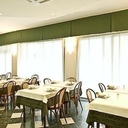 Hotel Bristol